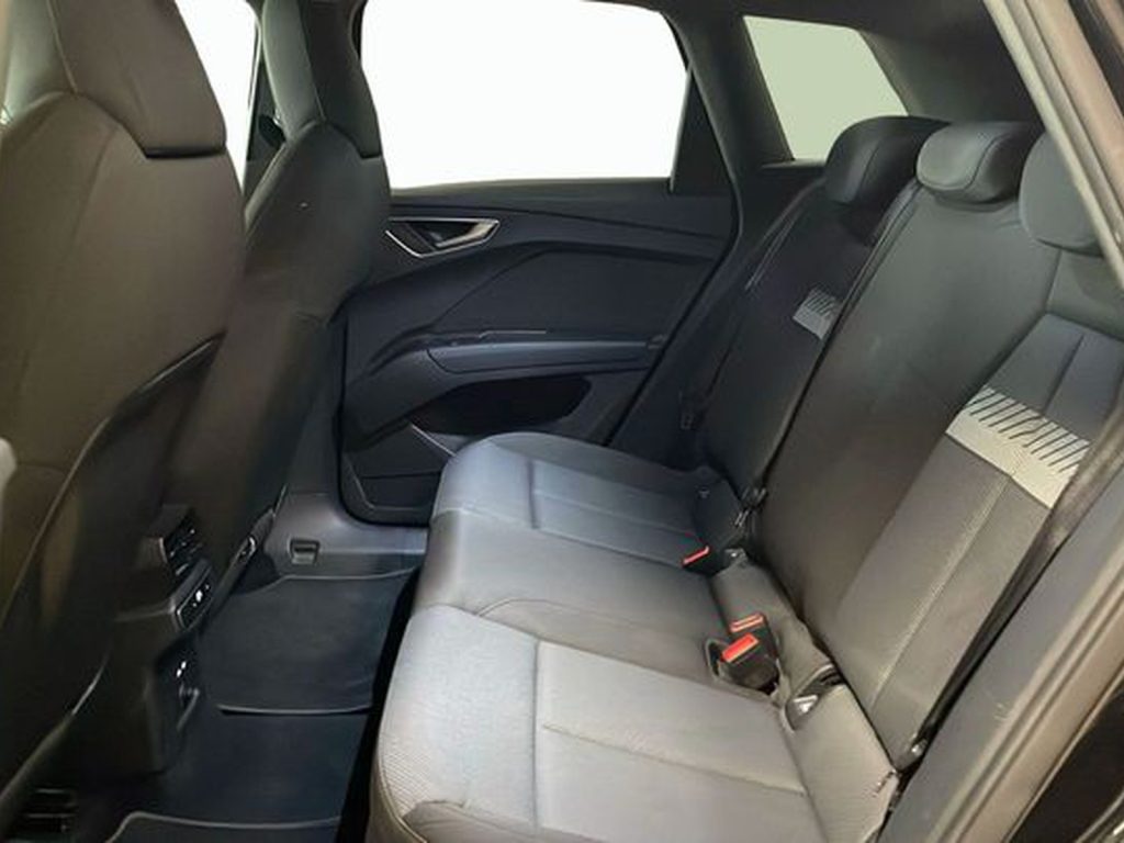 AUDI Q4 e-tron 40 business advanced - 12