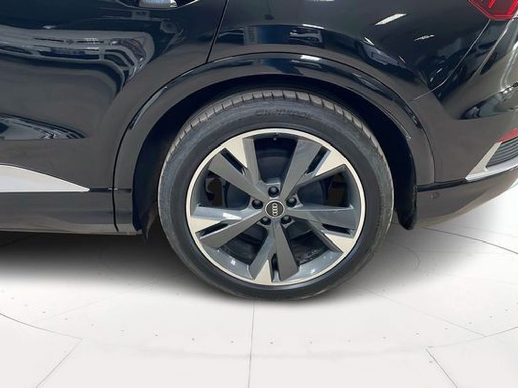 AUDI Q4 e-tron 40 business advanced - 19