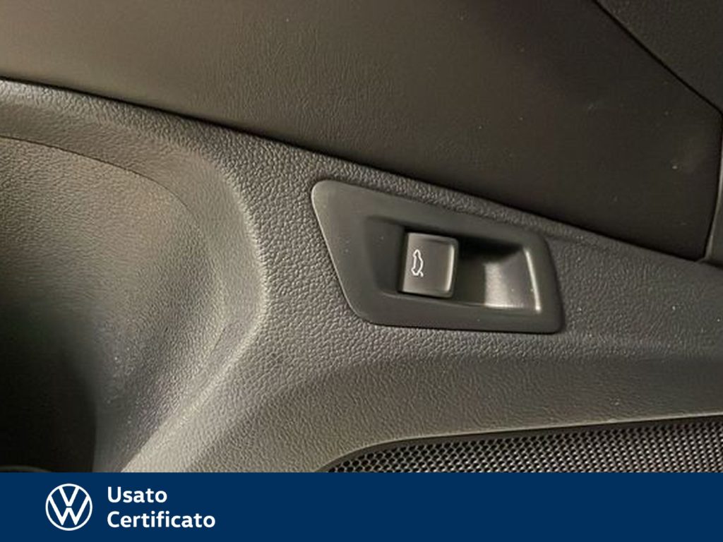 VOLKSWAGEN T-Roc 2.0 tdi r-line plus 150cv dsg - 17