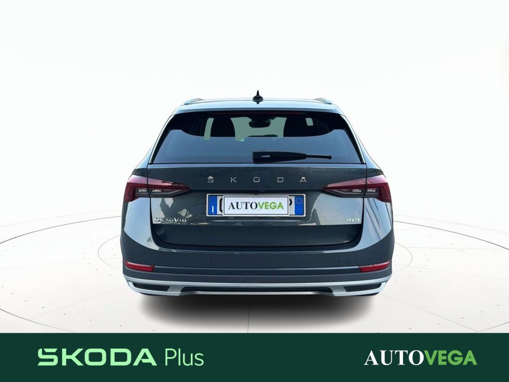 SKODA Octavia wagon 2.0 tdi evo scout 4x4 150cv dsg - 4