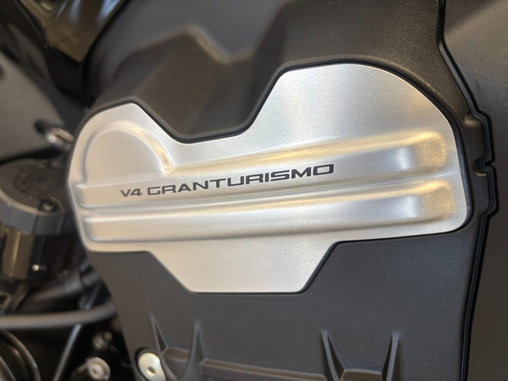 DUCATI Diavel V4 BLACK - 17