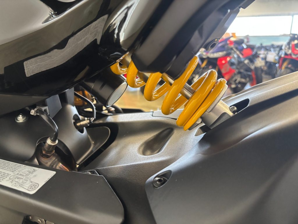 DUCATI Diavel V4 BLACK - 18