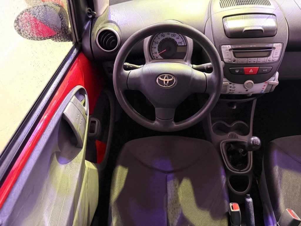 TOYOTA Aygo 1.0. 12V VVT-i 5 porte Deep Ocean Connect - 9