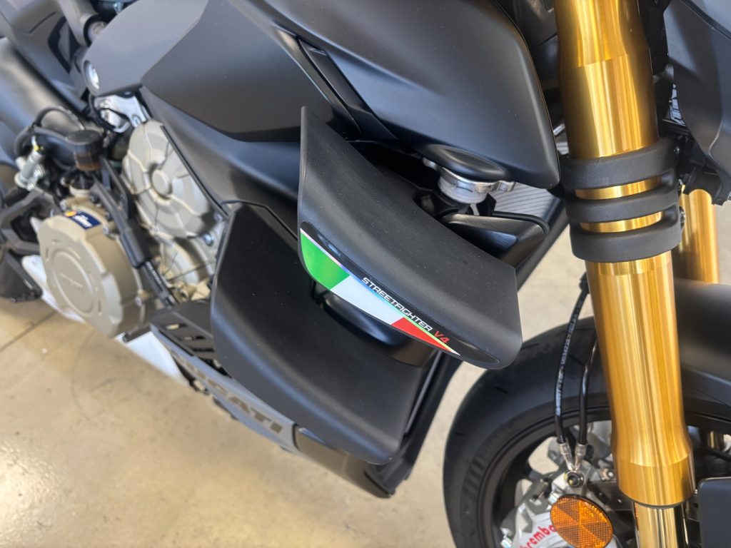 DUCATI Streetfighter V4 S GREY - 6