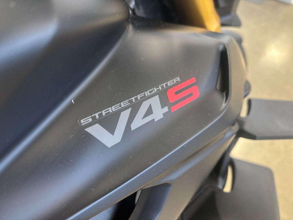 DUCATI Streetfighter V4 S GREY - 11