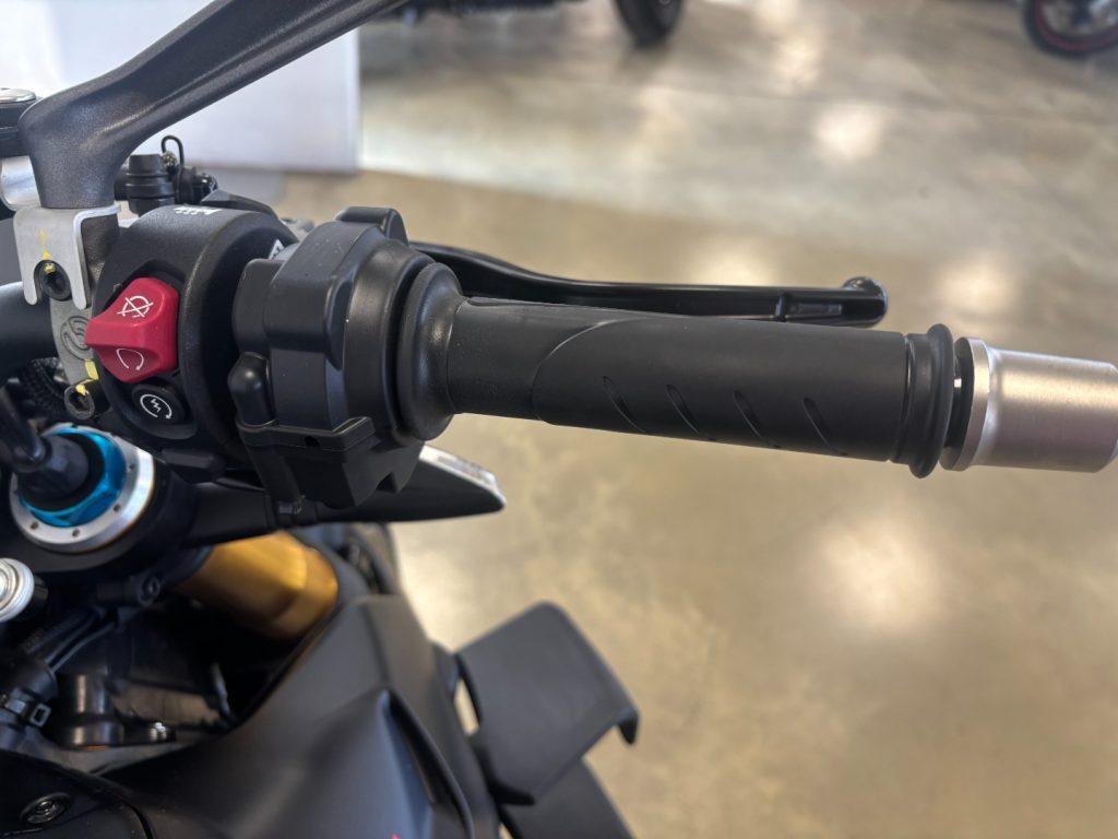 DUCATI Streetfighter V4 S GREY - 14