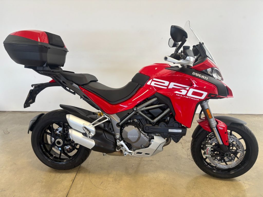 DUCATI Multistrada 950 V2 RED - 2