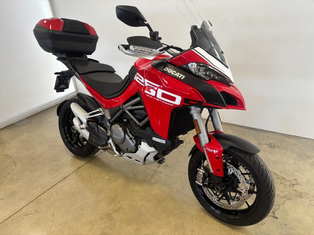 DUCATI Multistrada 950 V2 RED - 3