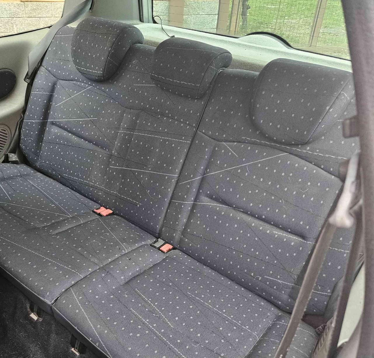 RENAULT Clio 1.5 dCi 82CV cat 5 porte Limited GANCIO TRAINO - 12