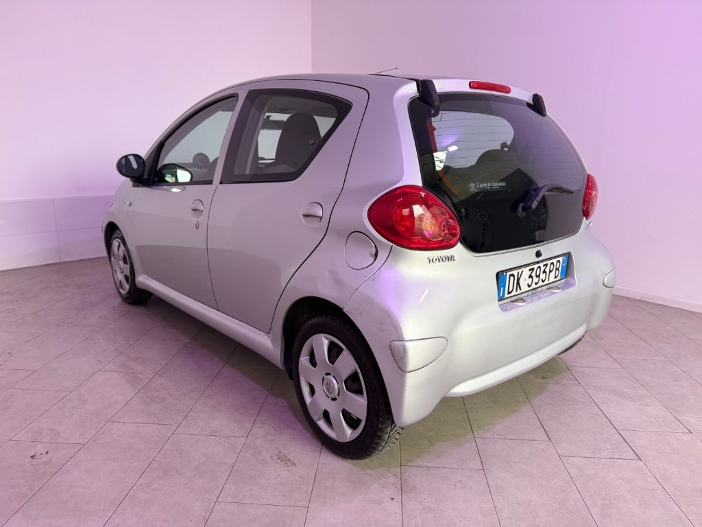 TOYOTA Aygo 1.0 12V VVT-i 5 porte - 10