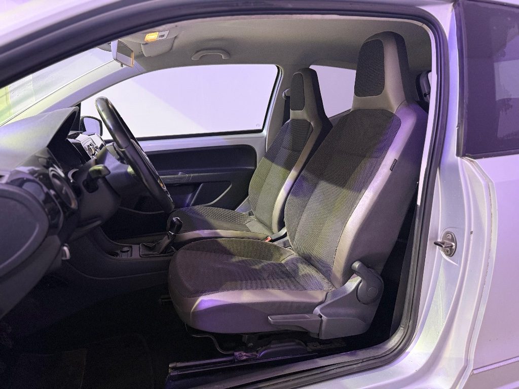 VOLKSWAGEN up! 1.0 75 CV 3 porte high up! - 18