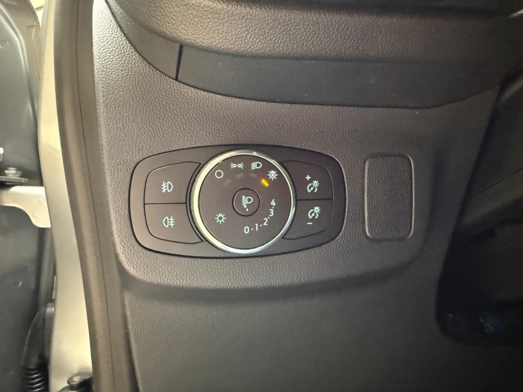 FORD Puma 1.0 EcoBoost Hybrid 125 CV S&S ST-Line - 22