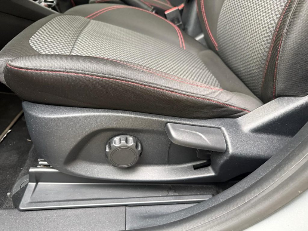 FORD Puma 1.0 EcoBoost Hybrid 125 CV S&S ST-Line - 24