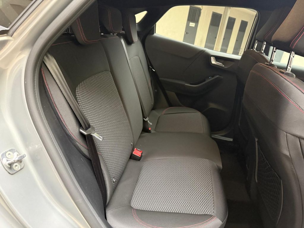 FORD Puma 1.0 EcoBoost Hybrid 125 CV S&S ST-Line - 28