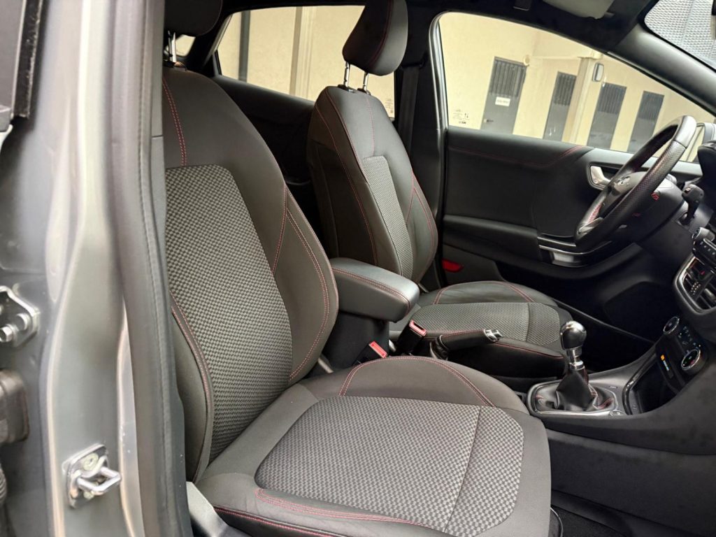 FORD Puma 1.0 EcoBoost Hybrid 125 CV S&S ST-Line - 26