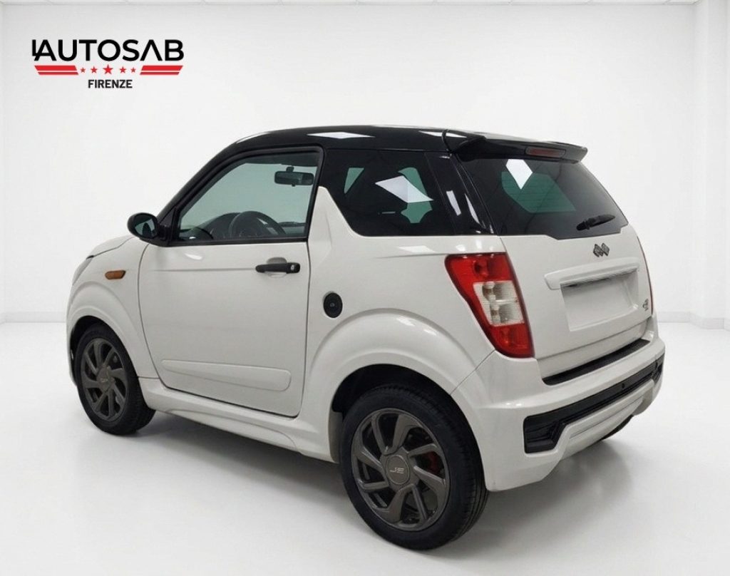 LIGIER JS 50 Progress Patentino AM Retrocamera Bluetooth - 6