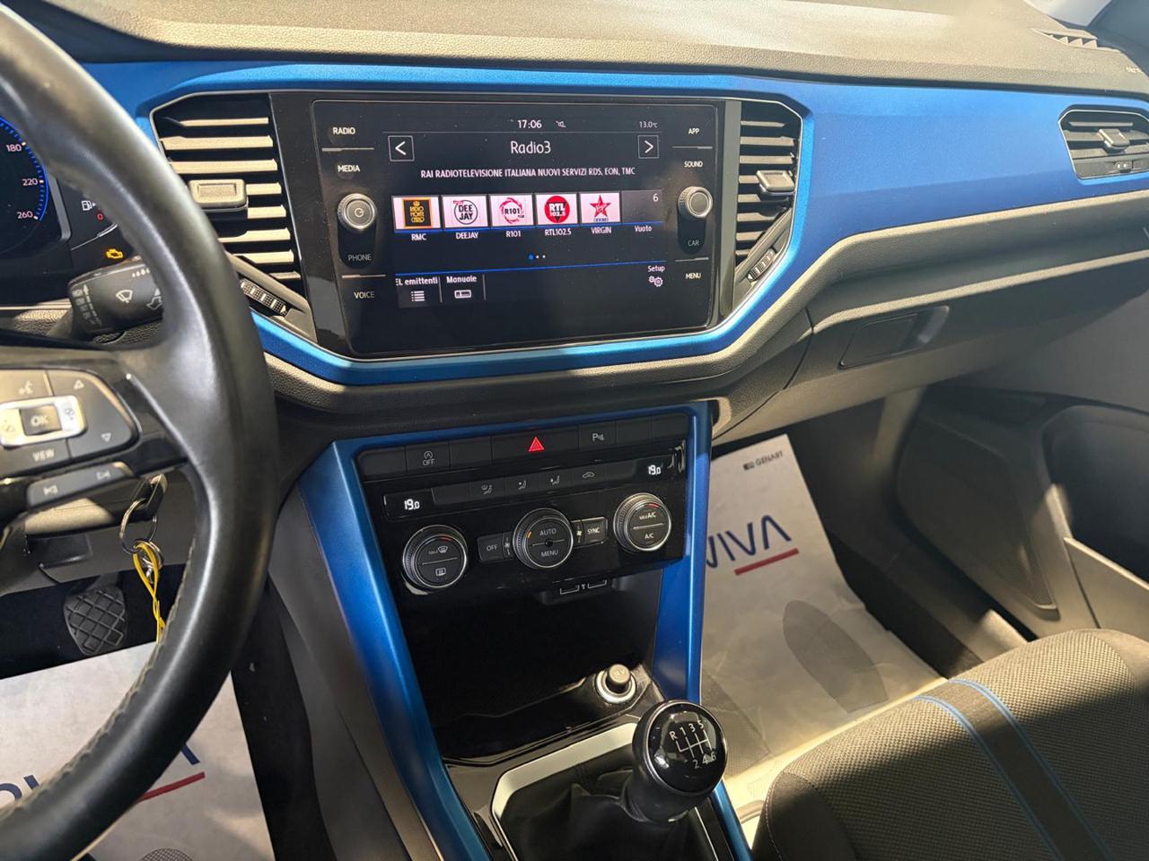 VOLKSWAGEN T-Roc 1.5 TSI ACT Style BlueMotion Technology - 16