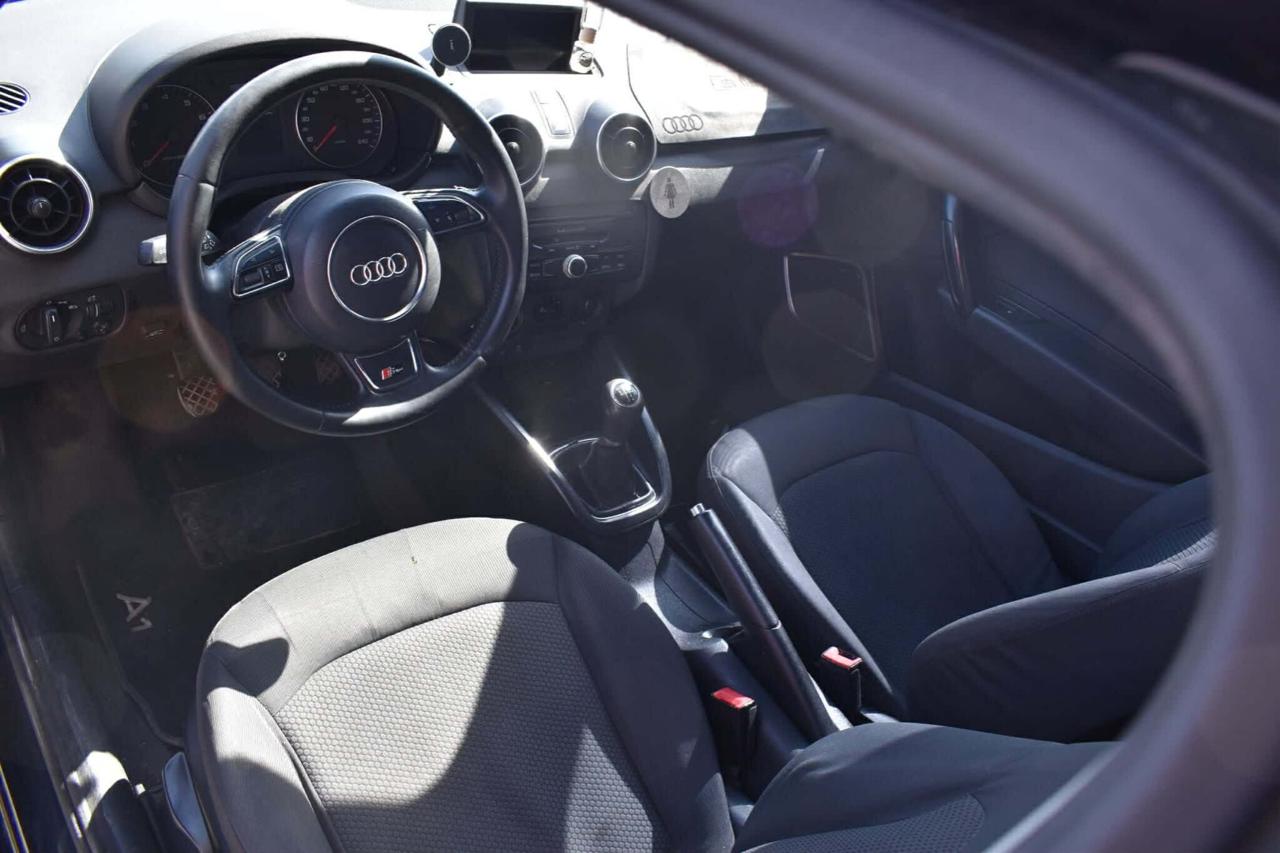 AUDI A1 1.2 TFSI Ambition - 4