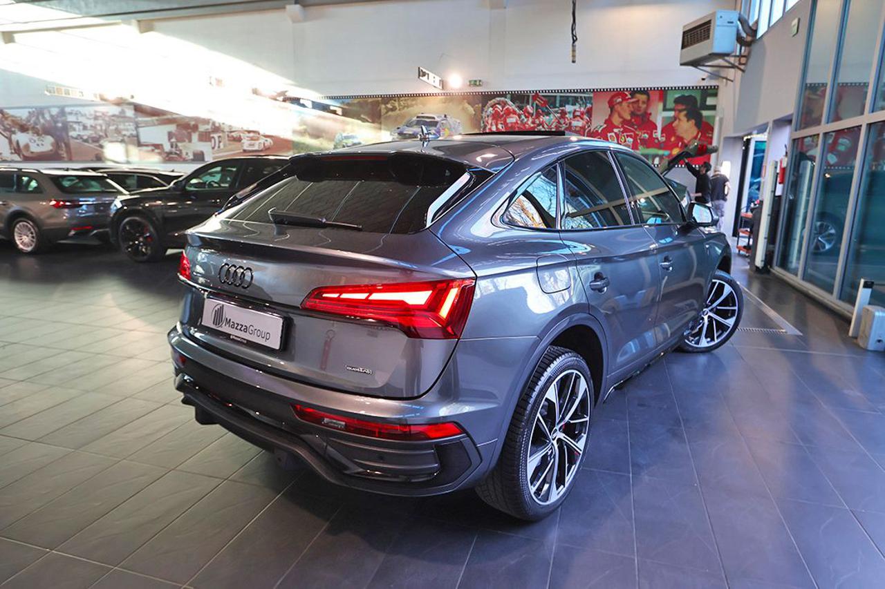 AUDI Q5 40 TDI Sportback Quattro S-Tronic S-Line Plus - 10