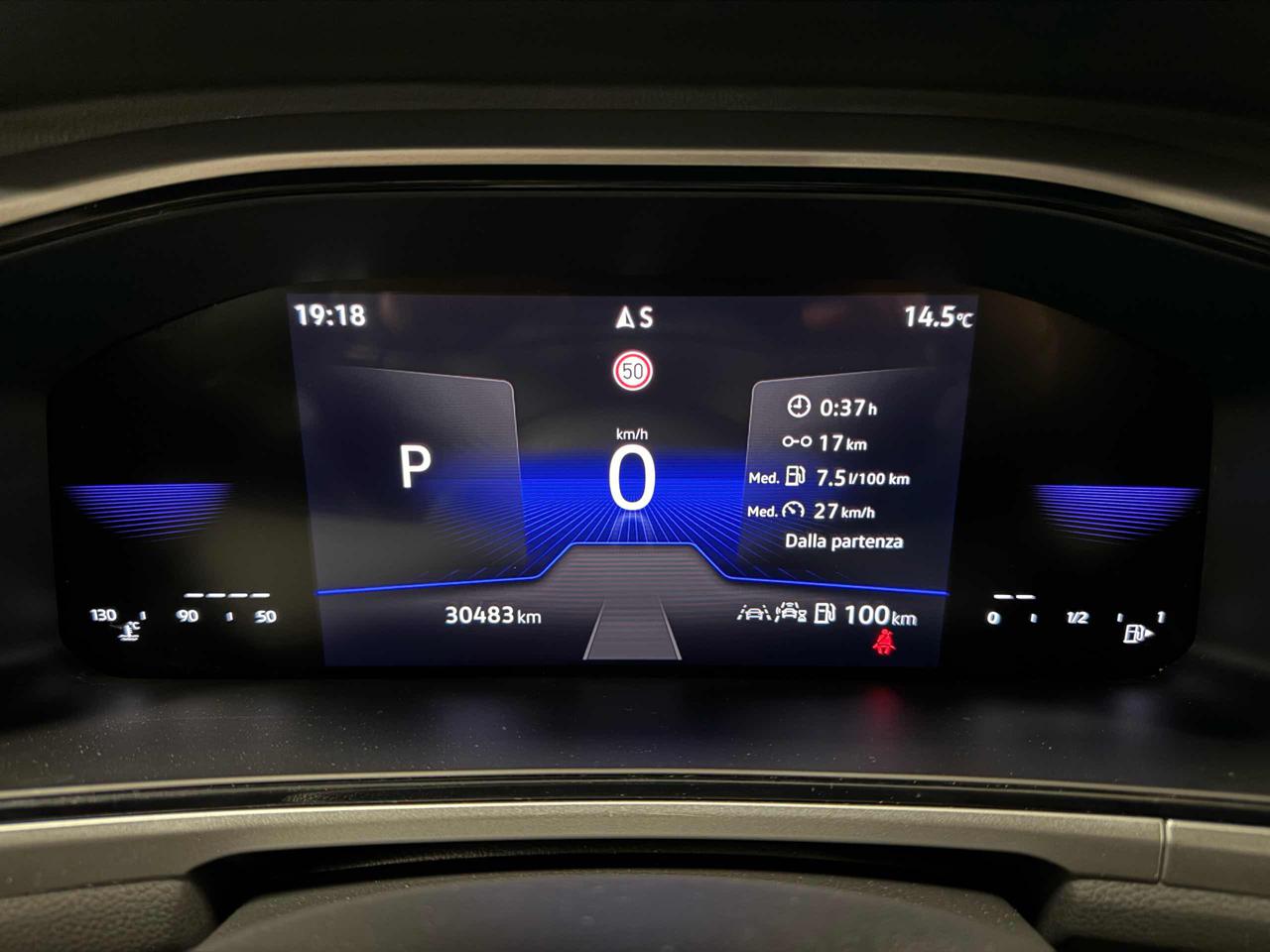 VOLKSWAGEN T-Roc 1.5 TSI ACT DSG Life - 6