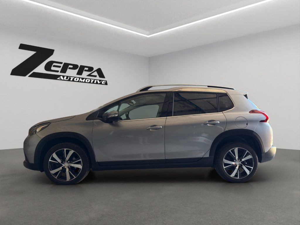 PEUGEOT 2008 1° serie BlueHDi 100 S&S Black Matt - 2