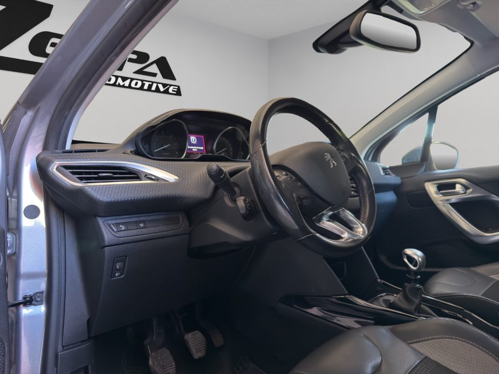 PEUGEOT 2008 1° serie BlueHDi 100 S&S Black Matt - 8