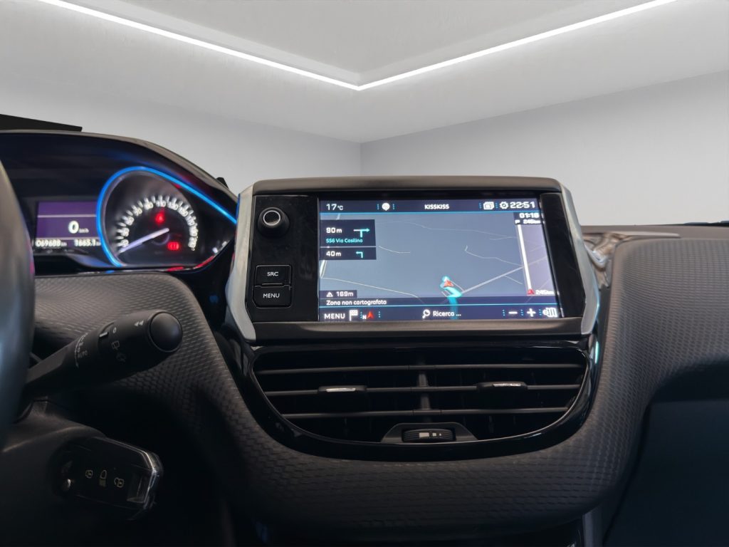 PEUGEOT 2008 1° serie BlueHDi 100 S&S Black Matt - 15