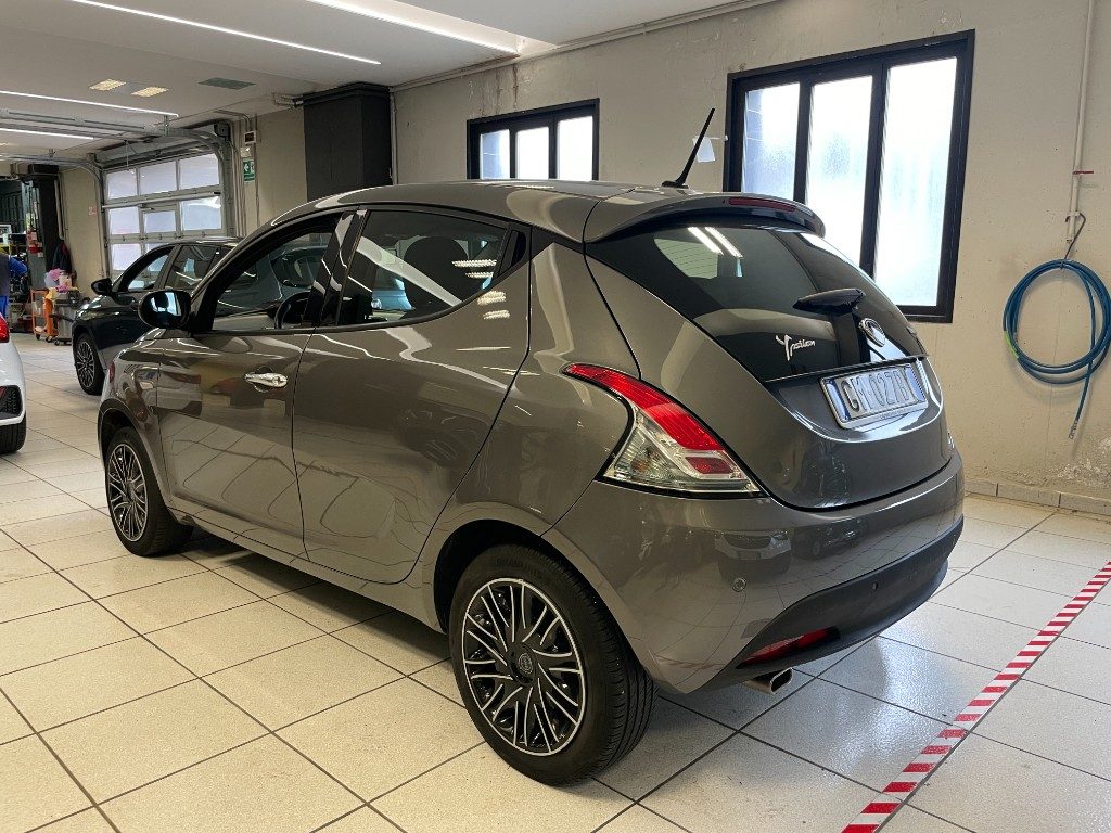 LANCIA Ypsilon 1.0 FireFly 5 porte S&S Hybrid Gold+5posti+CARPLAY - 6