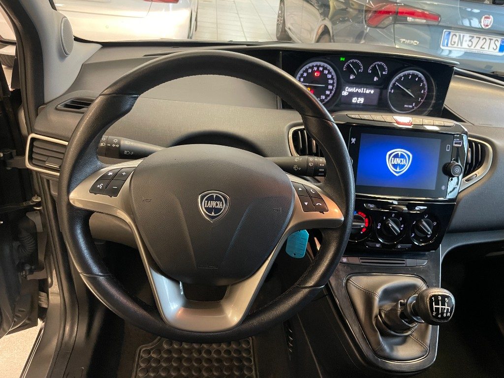 LANCIA Ypsilon 1.0 FireFly 5 porte S&S Hybrid Gold+5posti+CARPLAY - 10