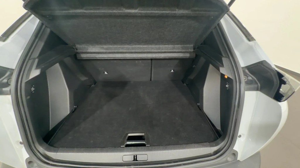 PEUGEOT 2008 PureTech 100 S&S Allure - 5