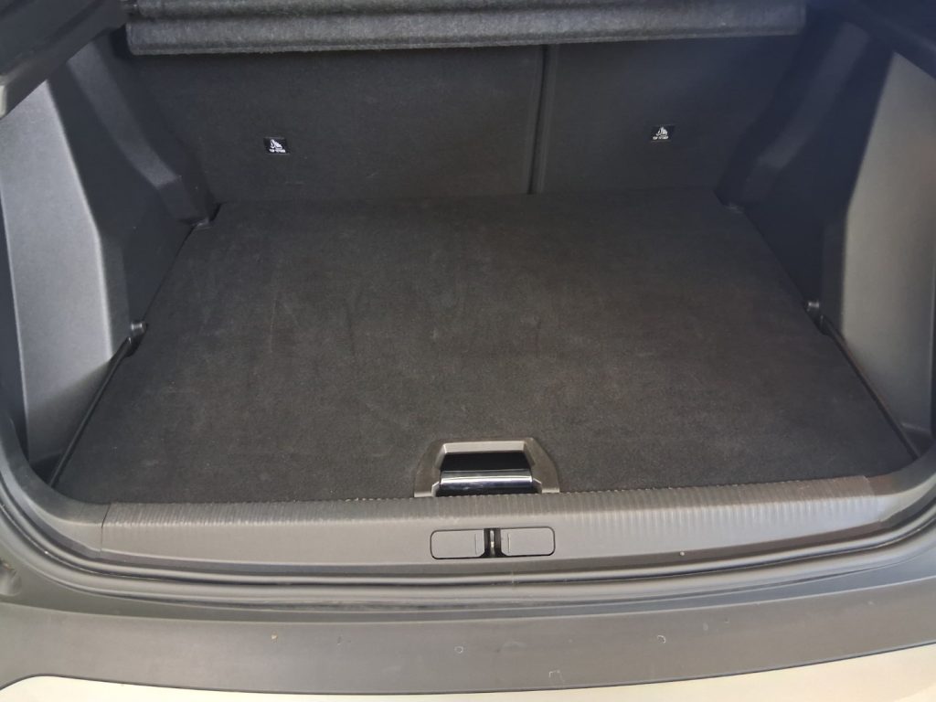 PEUGEOT 2008 PureTech 100 S&S Allure - 8