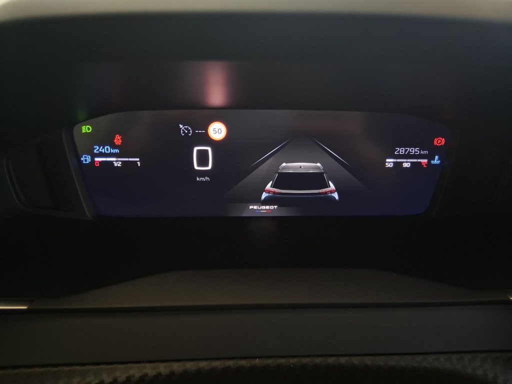 PEUGEOT 2008 PureTech 100 S&S Allure - 11