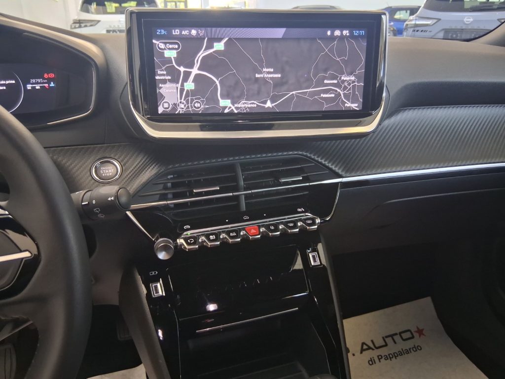 PEUGEOT 2008 PureTech 100 S&S Allure - 14