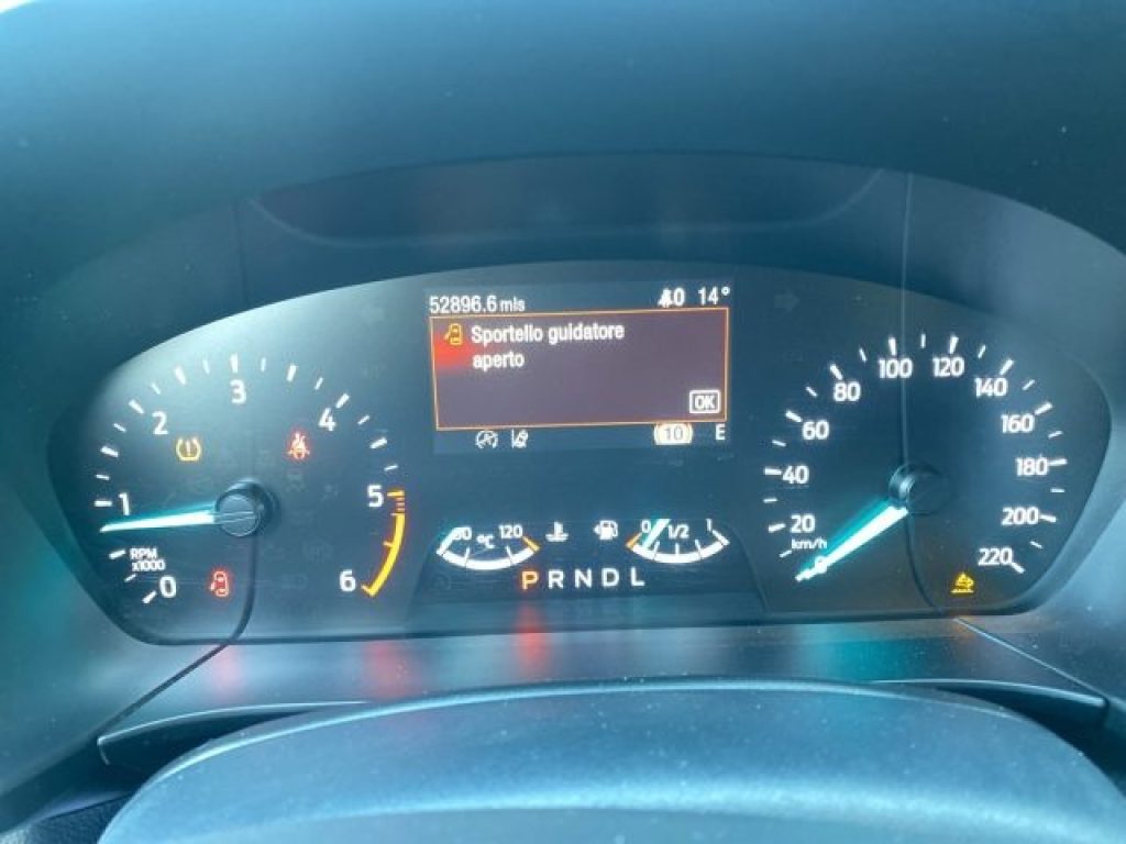 FORD Kuga 1.5 EcoBlue 120 CV aut. 2WD Titanium - 9