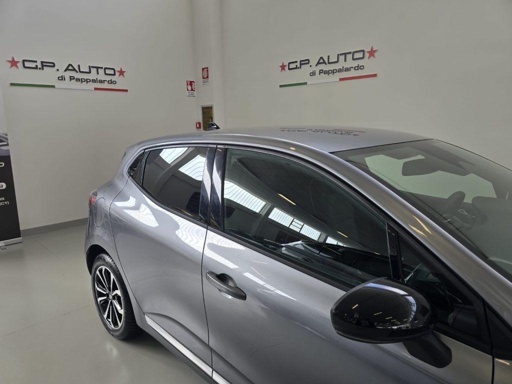 RENAULT Clio TCe 90 CV 5 porte Techno - 27