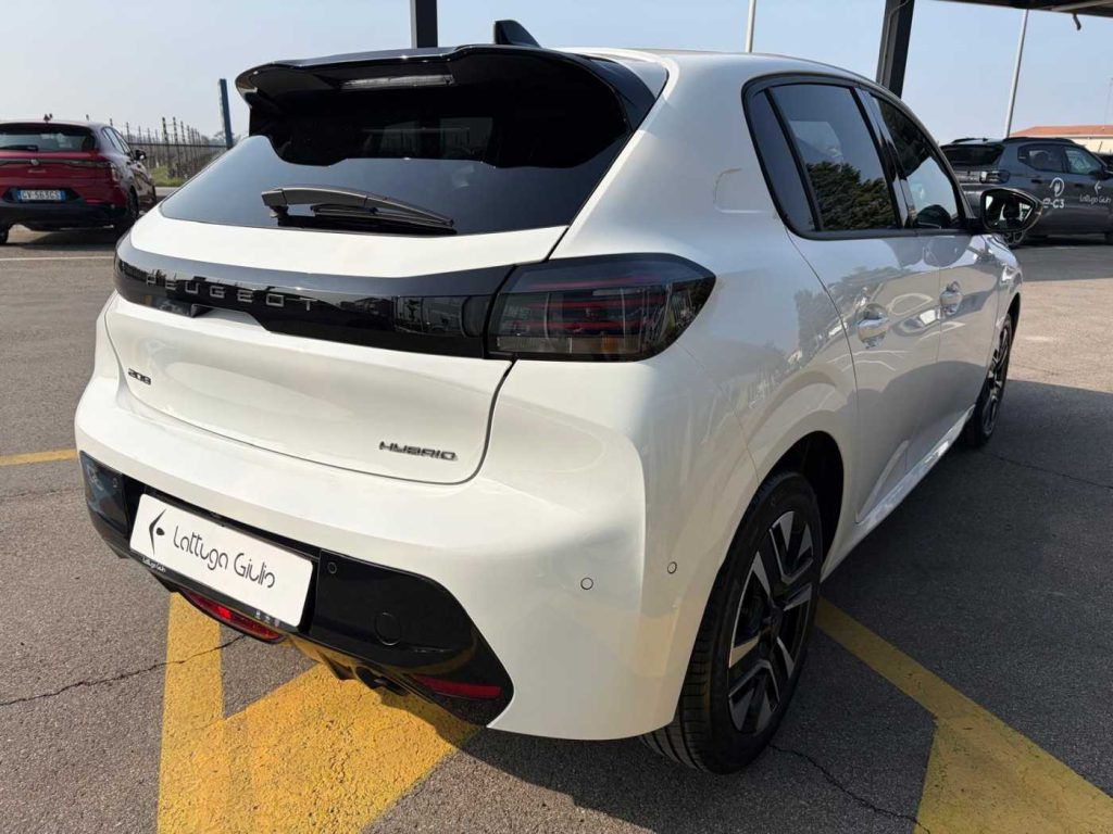 PEUGEOT 208 Hybrid 136 e-DCS6 Allure - 6