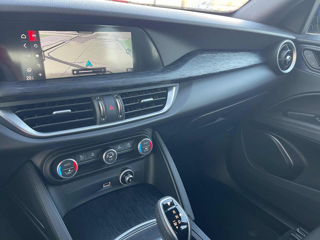 ALFA ROMEO Stelvio 2.2 Turbodiesel 160 CV AT8 RWD Super Business - 14