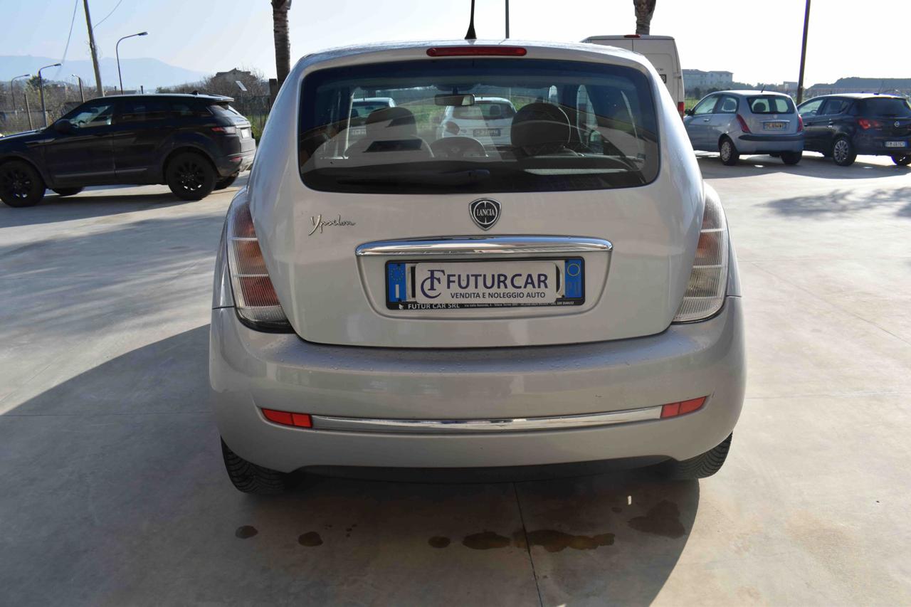 LANCIA Ypsilon 1.2 69 CV Diva - 17