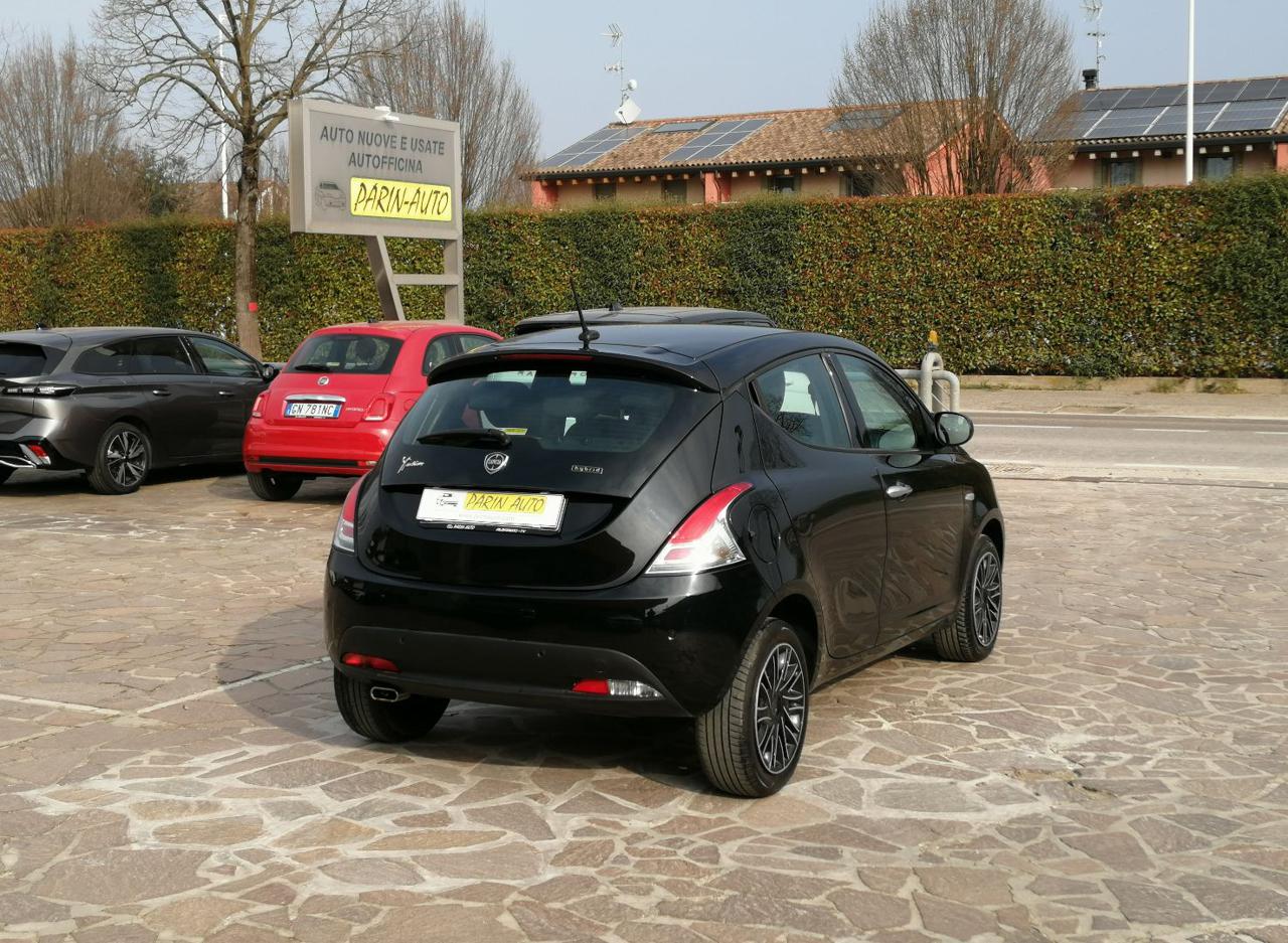LANCIA Ypsilon 1.0 FireFly 5 porte S&S Hybrid Gold - 4
