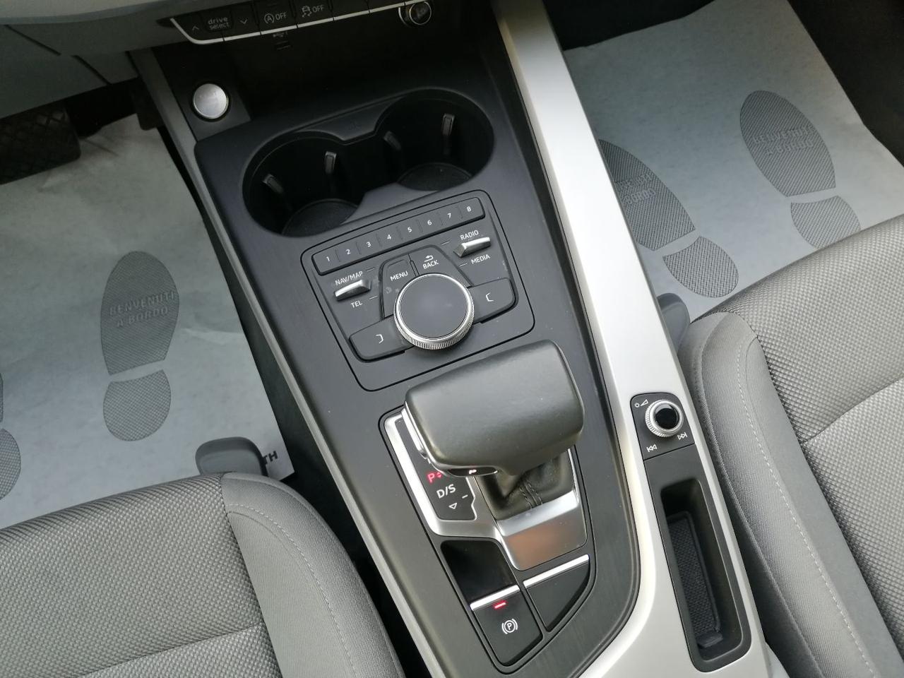 AUDI A4 Avant 35 TDI S tronic S line edition - 15