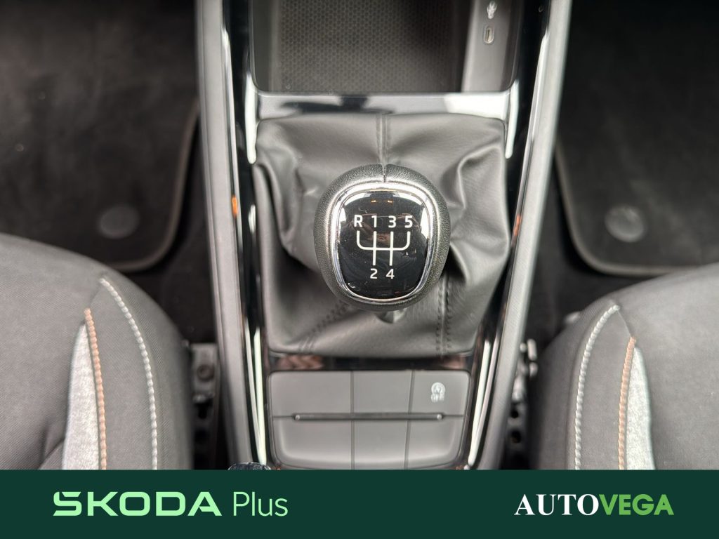 SKODA Kamiq 1.0 tsi selection 95cv - 18
