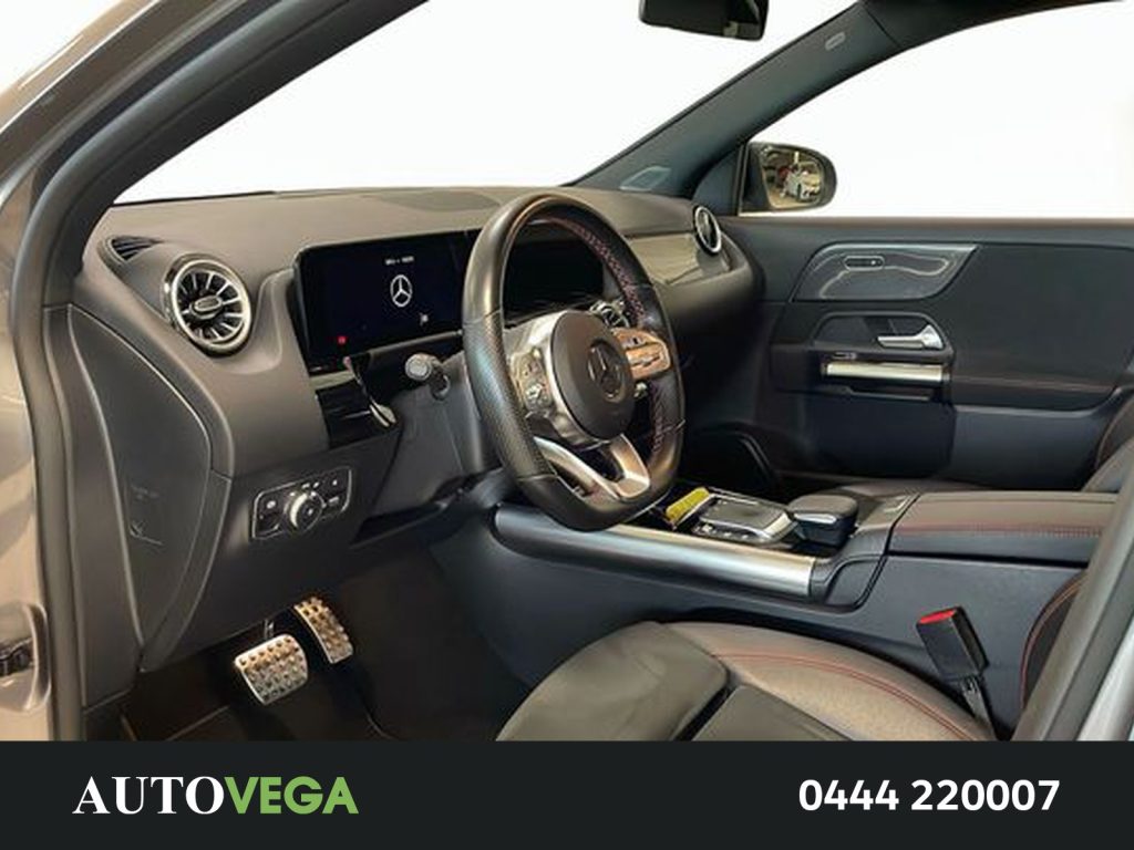 MERCEDES-BENZ GLA 200 200 premium auto - 7