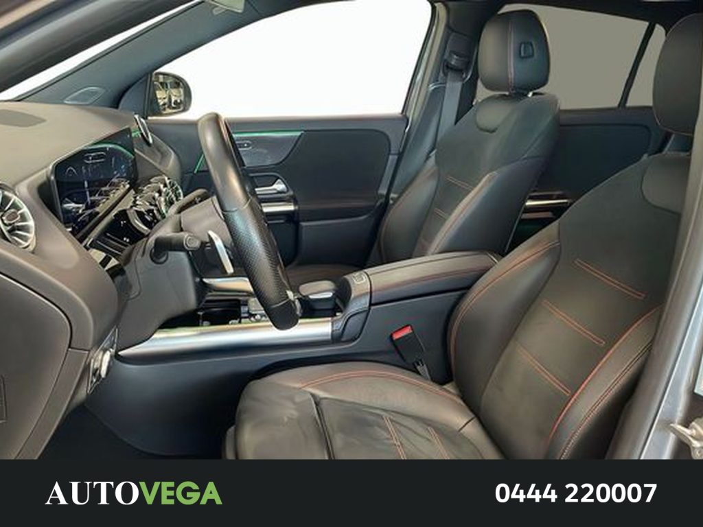 MERCEDES-BENZ GLA 200 200 premium auto - 13