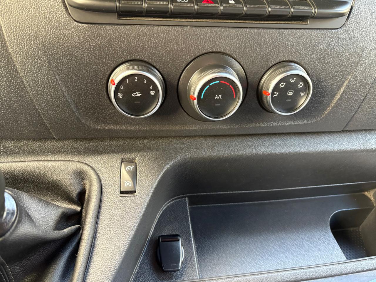 RENAULT Master T33 2.3 dCi 135 PM-TM Furgone Start €19000 +IVA - 14