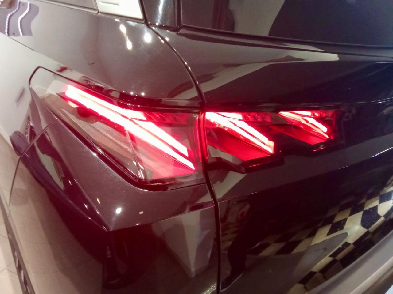 PEUGEOT 5008 Hybrid 145 e-DCS6 GT 7 POSTI Tetto & Drive & 360 - 6