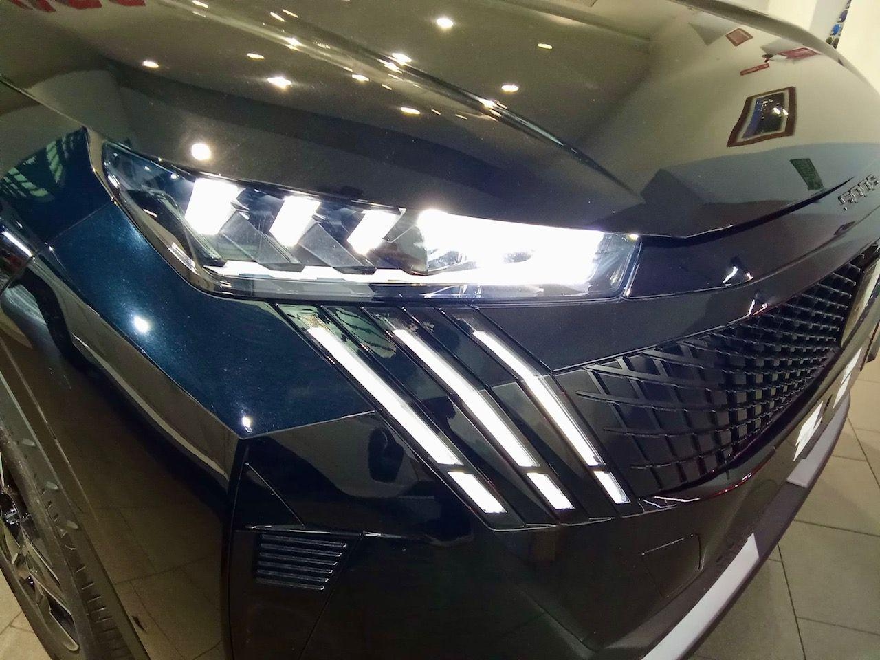 PEUGEOT 5008 Hybrid 145 e-DCS6 GT 7 POSTI Tetto & Drive & 360 - 2