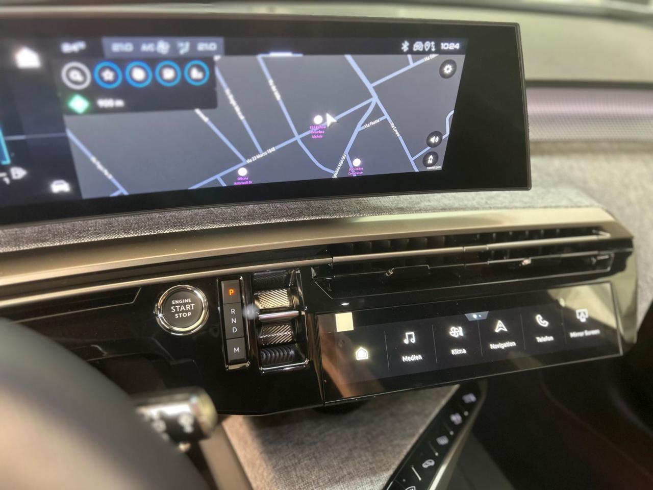 PEUGEOT 5008 Hybrid 145 e-DCS6 GT 7 POSTI Tetto & Drive & 360 - 11