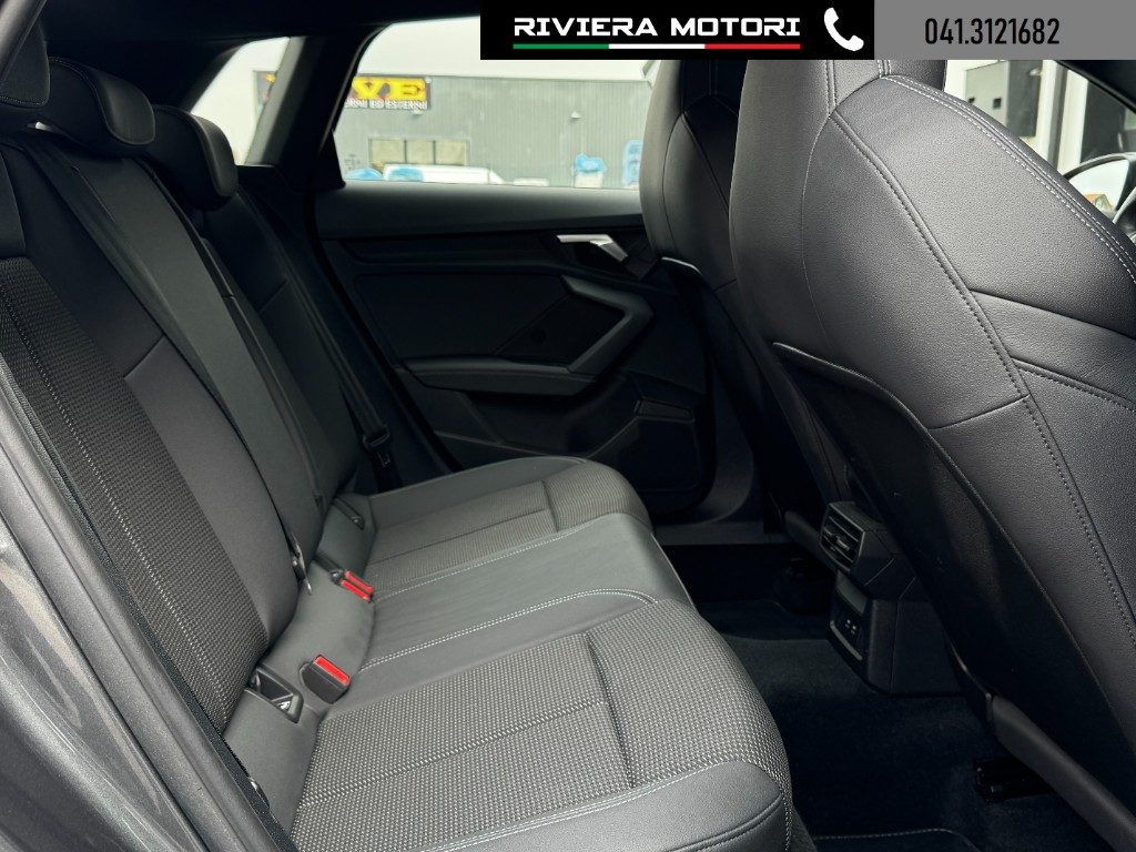 AUDI A3 SPB 35 TFSI S tronic S line edition - 10