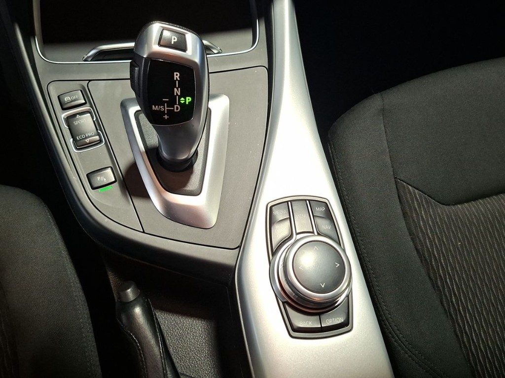 BMW 116 d 5p. Advantage Aut. - 12