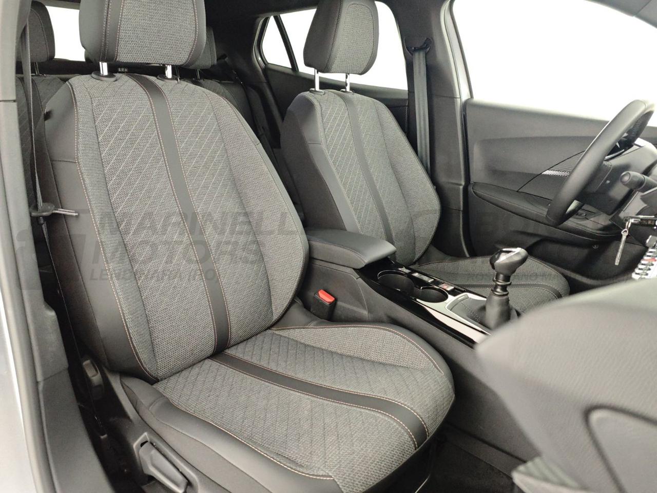 PEUGEOT 2008 1.2 PURETECH 100CV ALLURE - 21